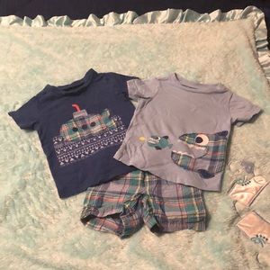 Short set with 2 shirts